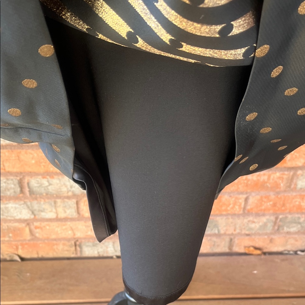 EUC White House Black Market Black Dress with Gold Dots, Pockets and Belt (8) - Picture 11 of 15